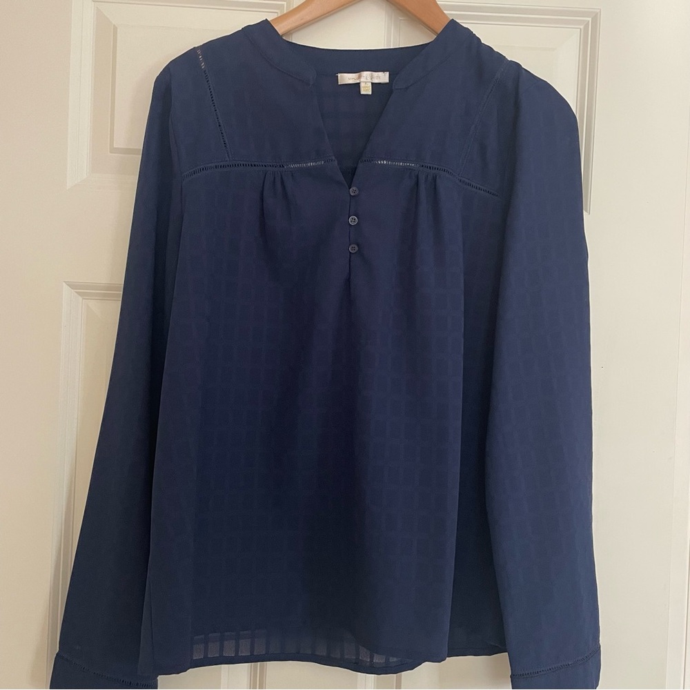 Under Skies Navy Sheer Style Pullover Blouse - Large